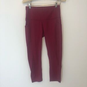 𝅺yogalicious Crop Leggings Sz Small - Berry color